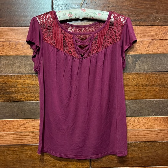 No Boundaries Tops - No Boundaries Stretchy Lacey Cap Sleeve Tee Shirt